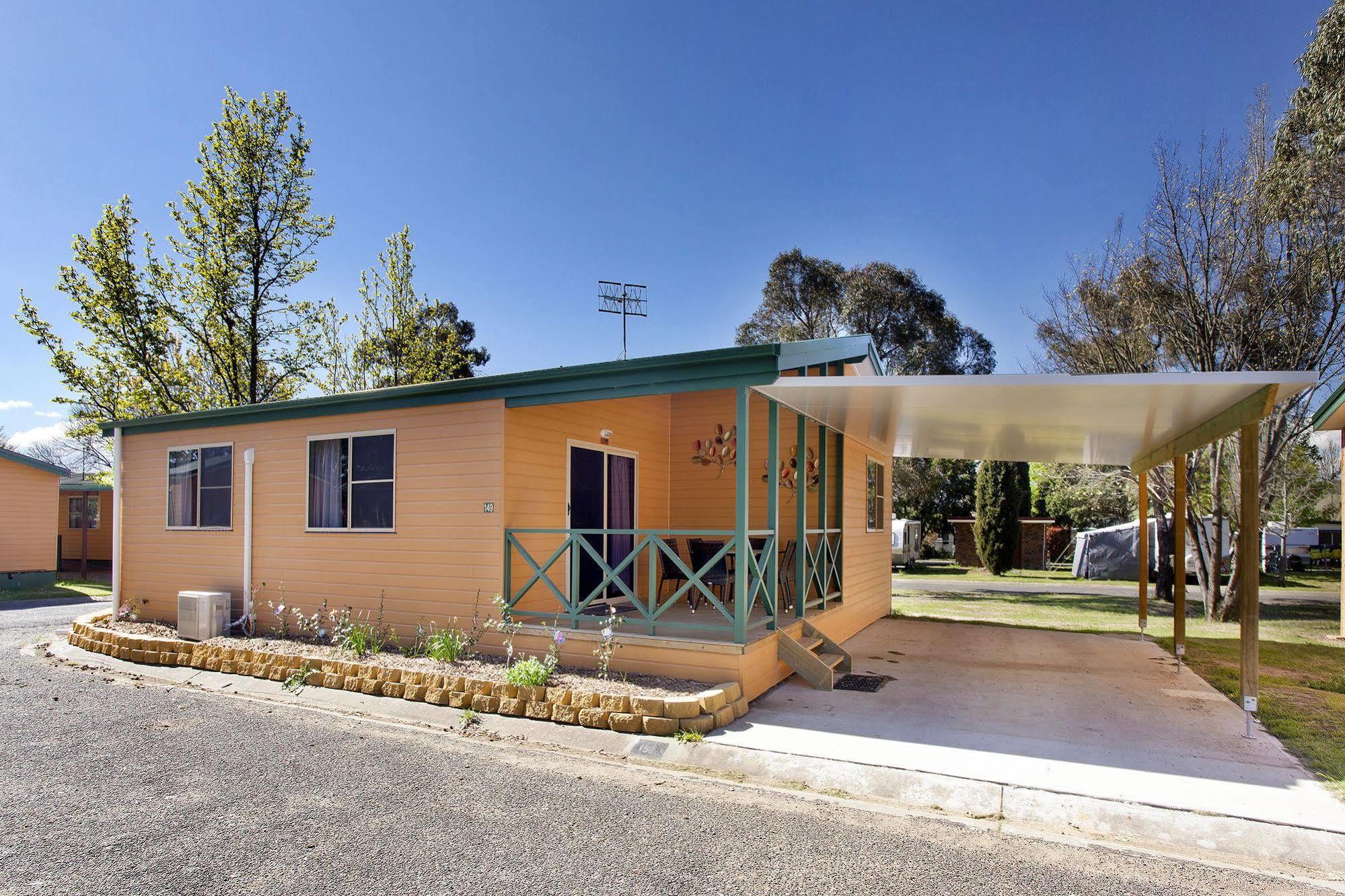 Armidale Tourist Park Hotel Exterior photo